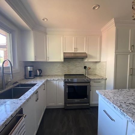 Yonge And Finch Subway !Q Spacious & Quiet Private Bdr With Shared Bathroom Toronto Exteriör bild